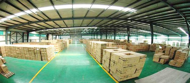 超市高清監(jiān)控，記錄小偷作案過(guò)程